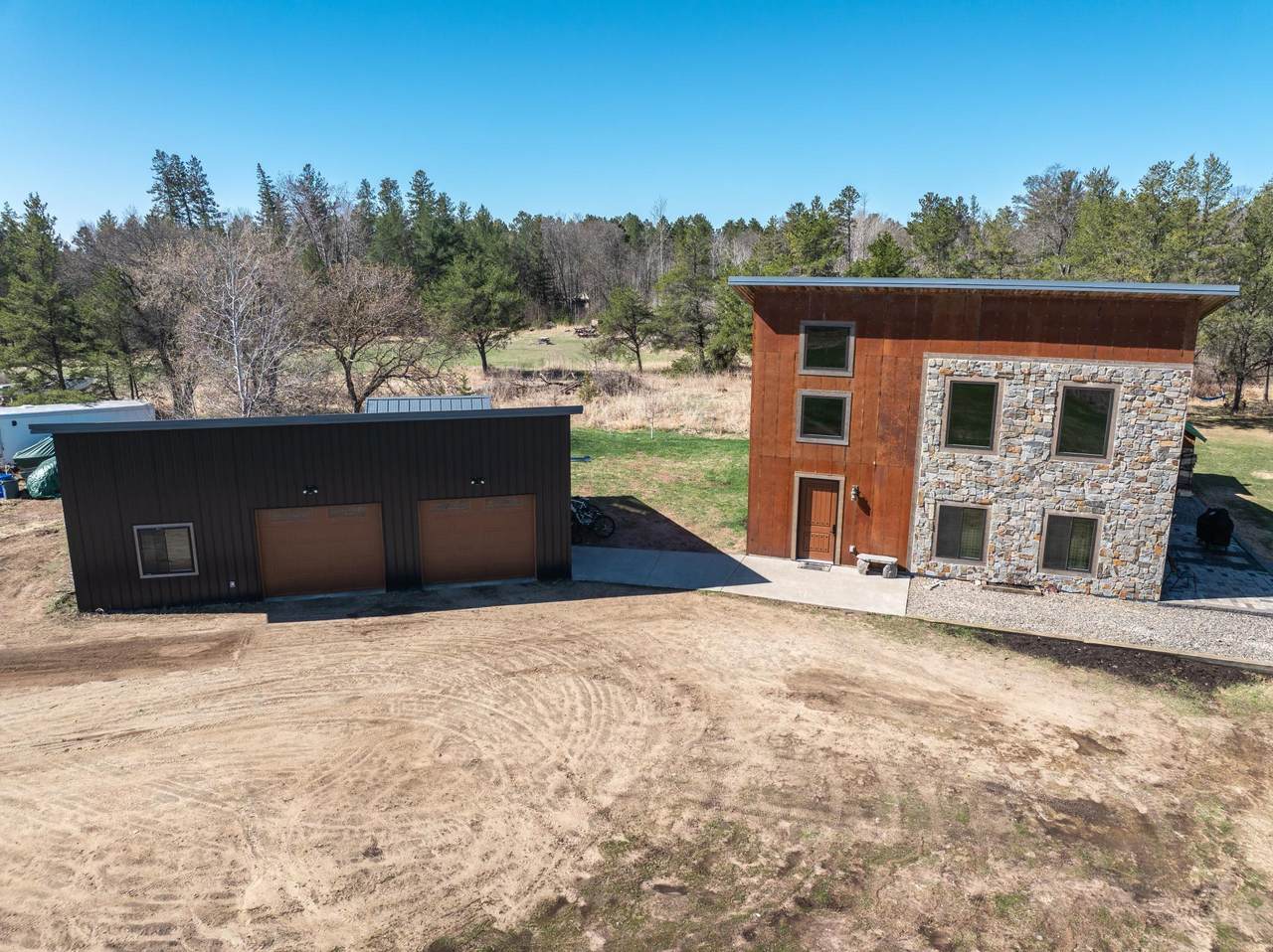 393 West Avenue - Photo 1
