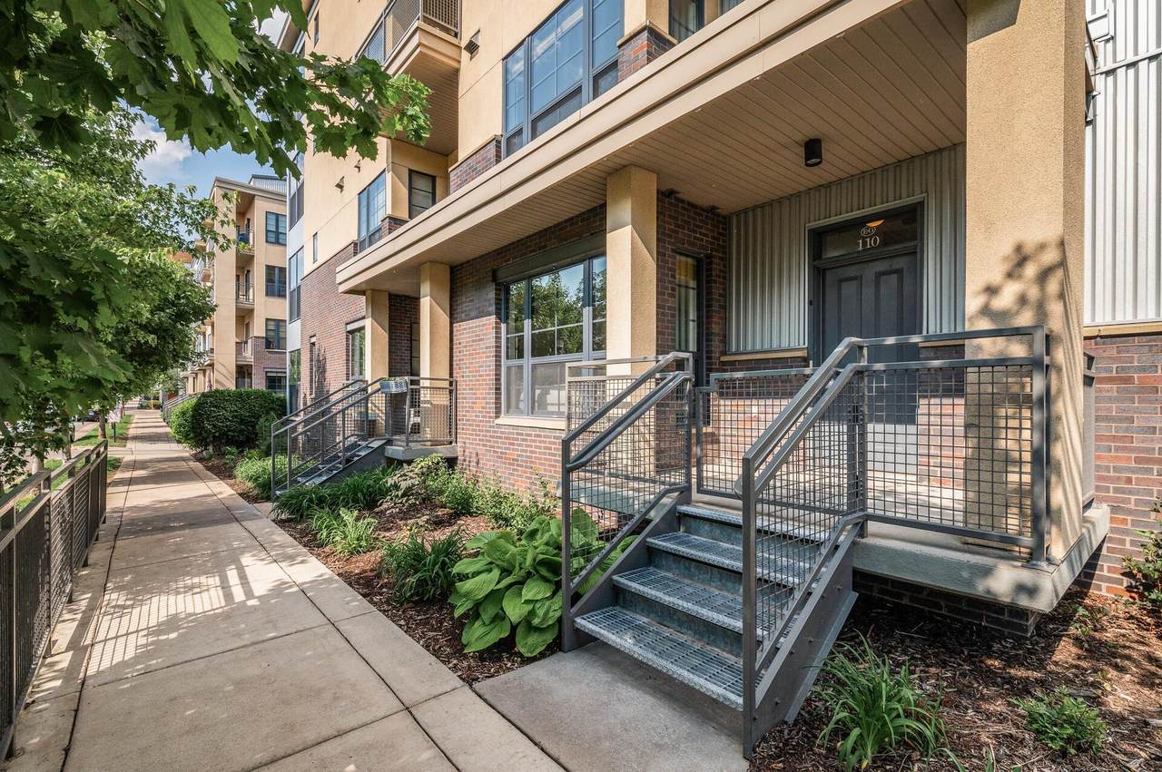 820 Emerald Street - Photo 1