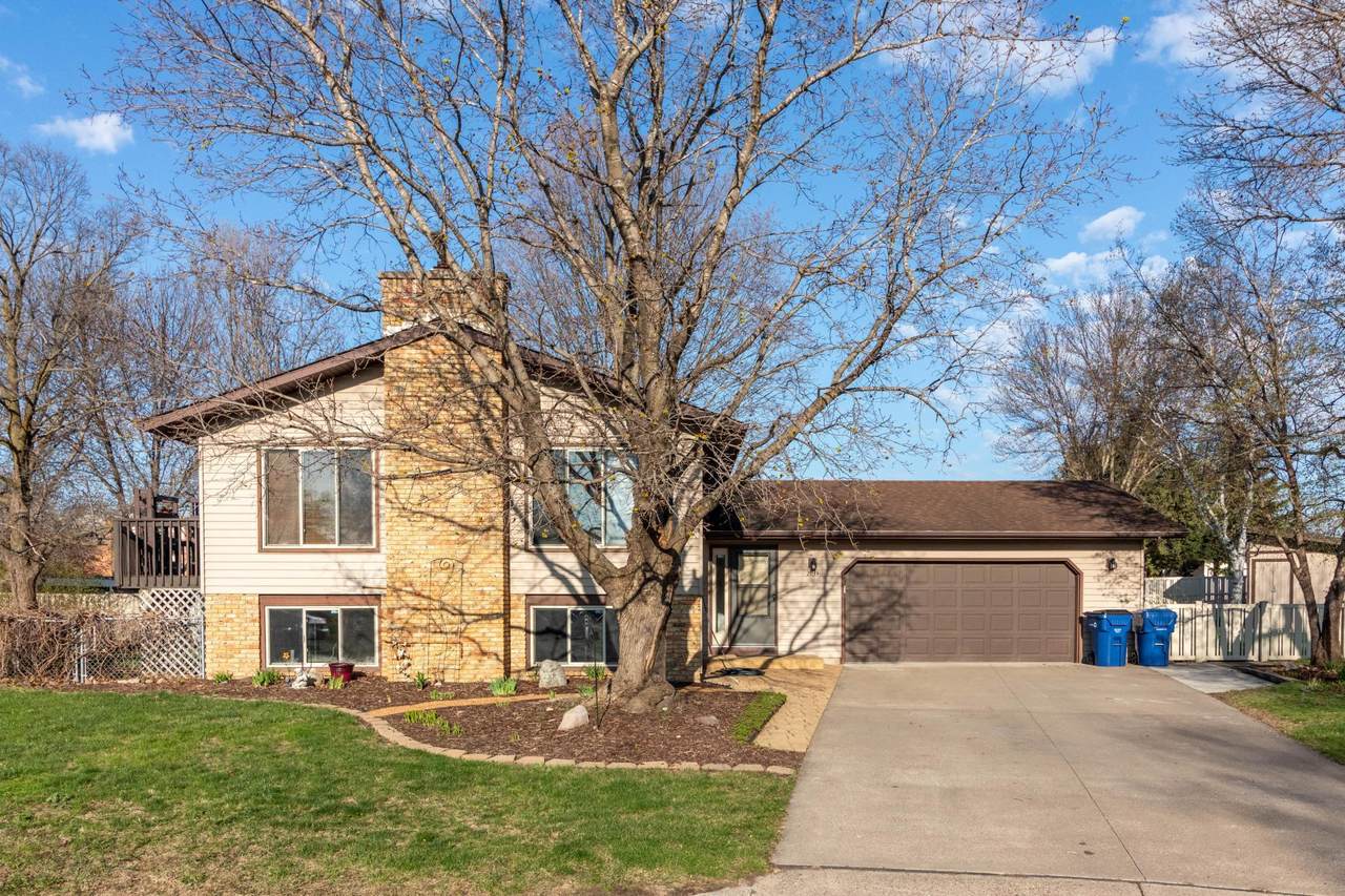 2933 Monroe Place - Photo 1