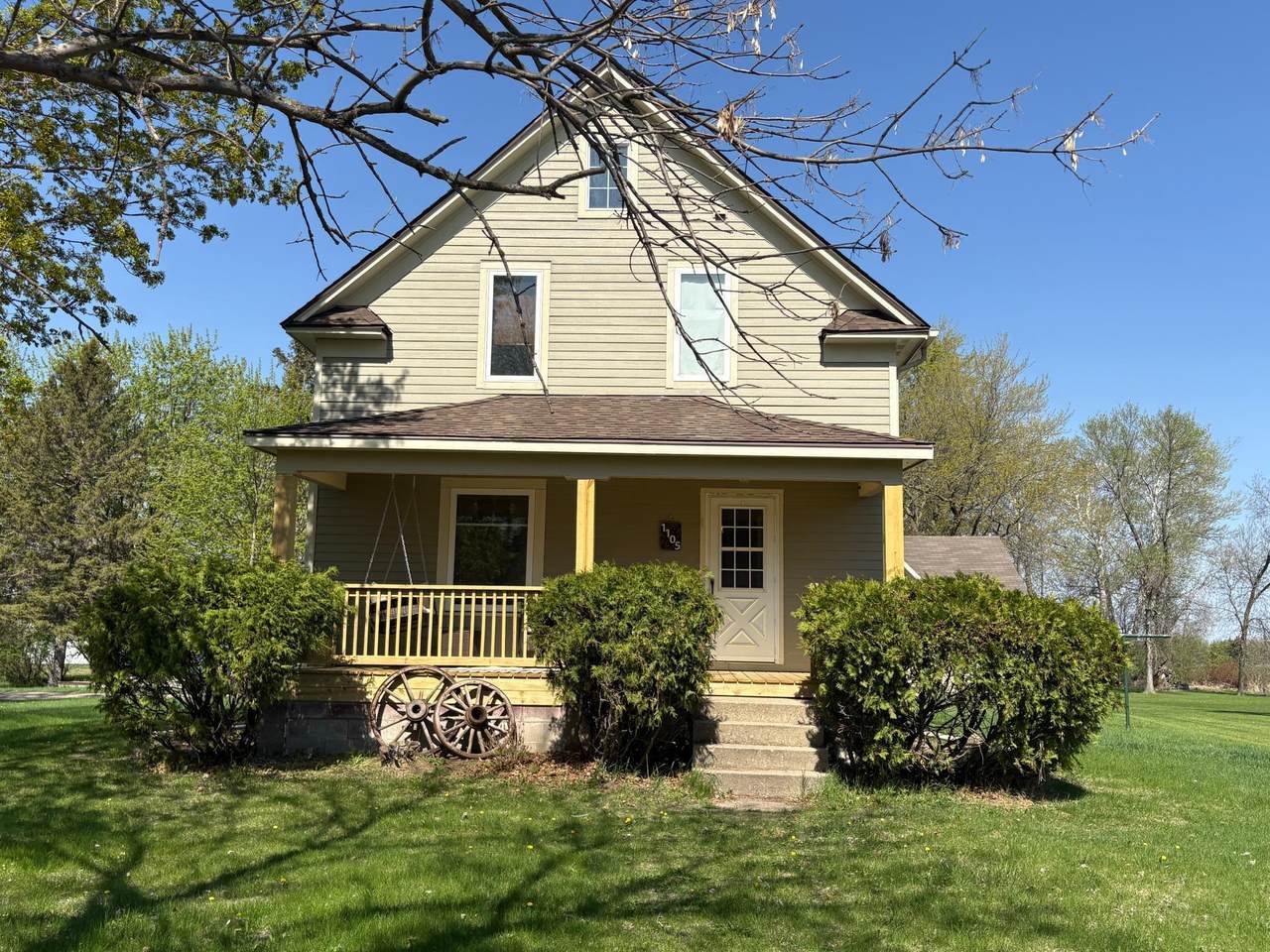 1105 13th Street - Photo 1