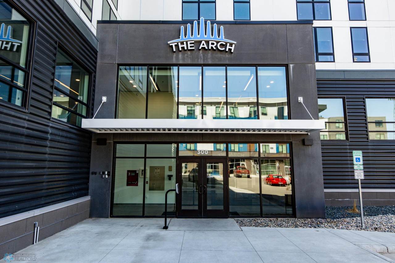 300 Main Avenue - Photo 1