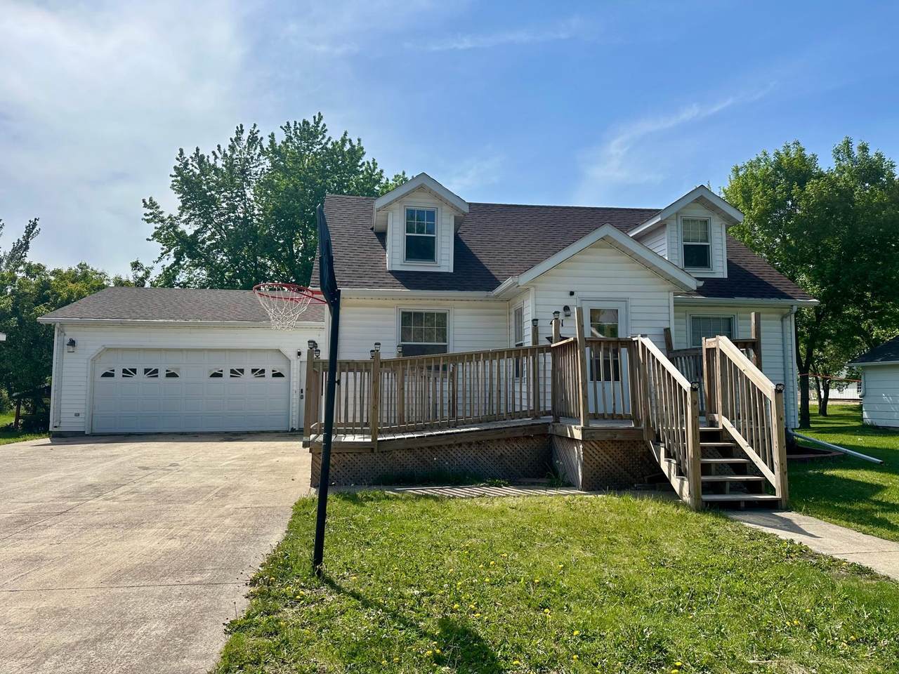 401 Lorrain Street - Photo 1