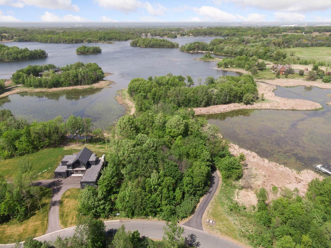 981 Peninsula Point Road - Photo 1