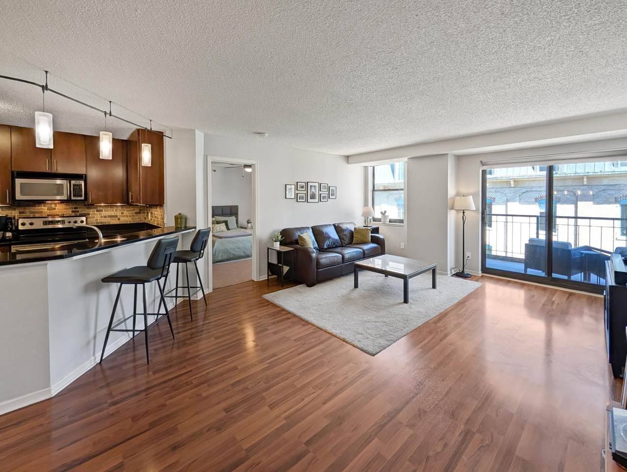 401 1st Street - Photo 1