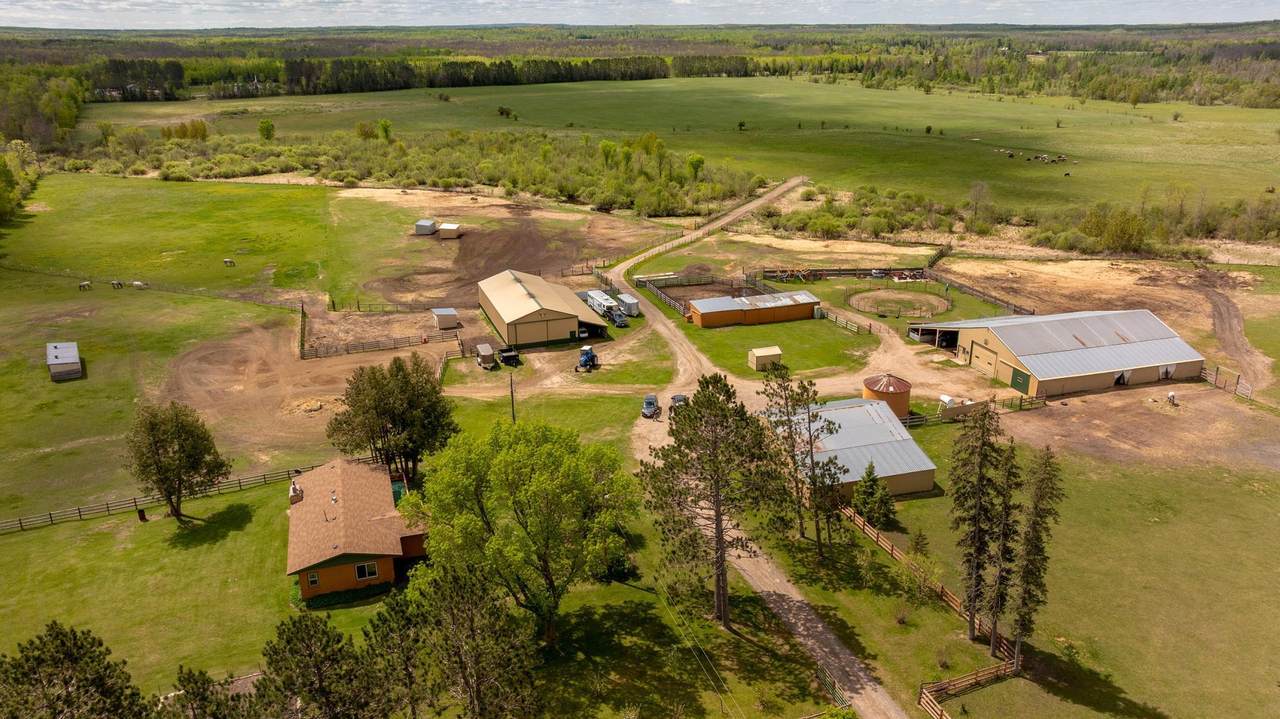 36037 678th Street - Photo 1