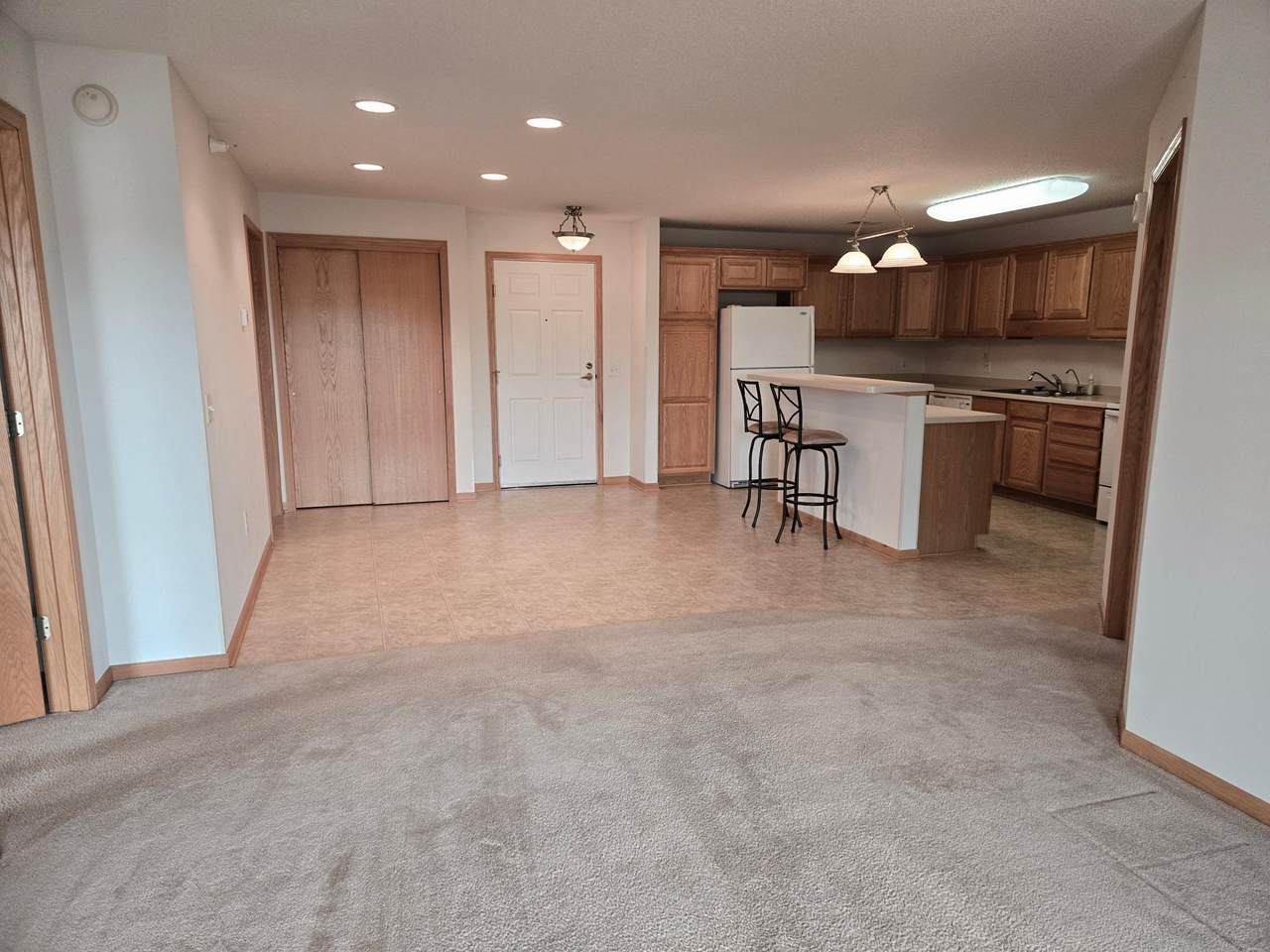15631 Linnet Street - Photo 1