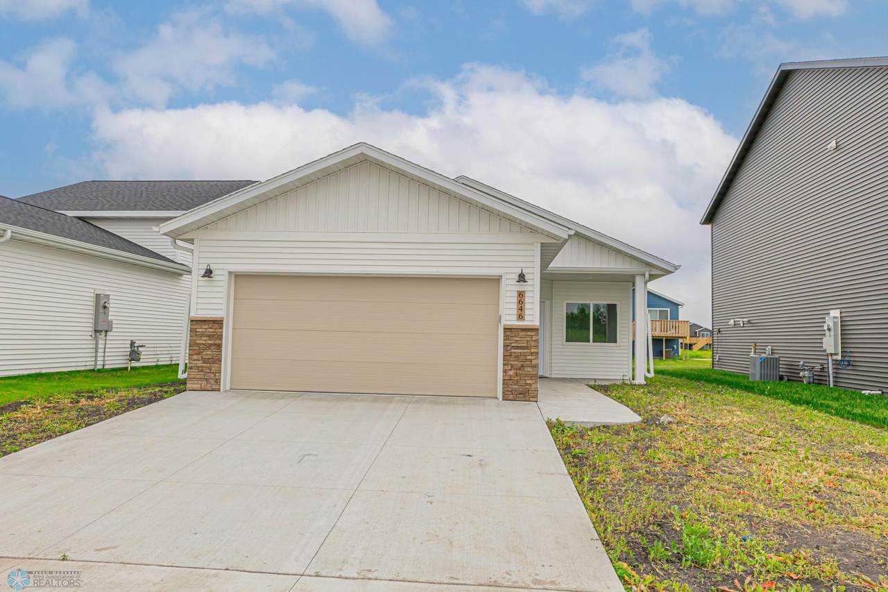 6646 68th Street - Photo 1