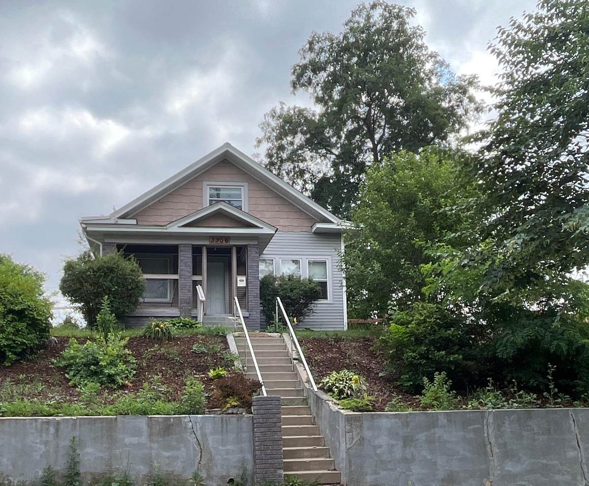 3306 Humboldt Avenue - Photo 1