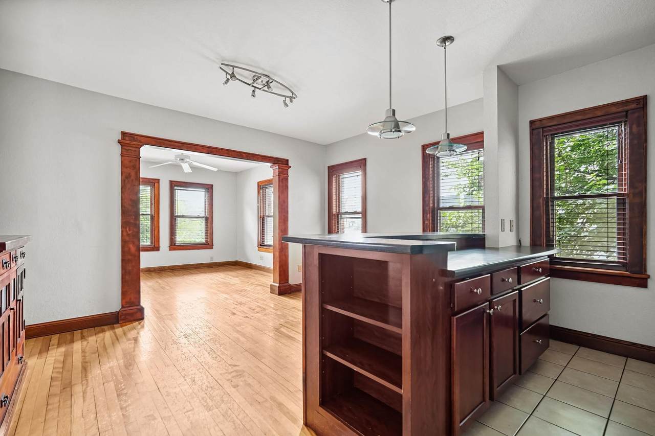 1812 Clinton Avenue - Photo 1