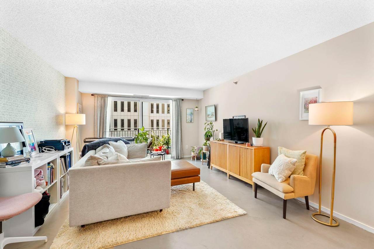 121 Washington Avenue - Photo 1