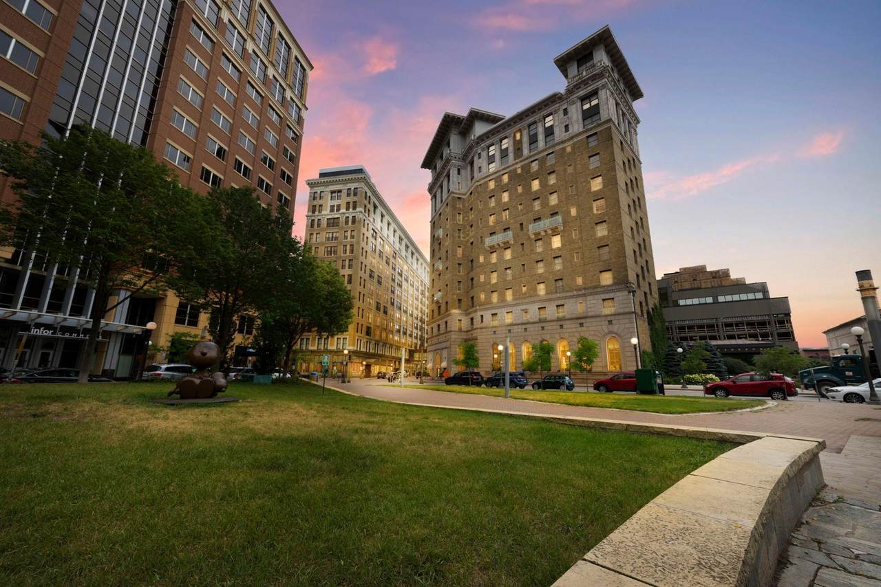 350 Saint Peter Street - Photo 1