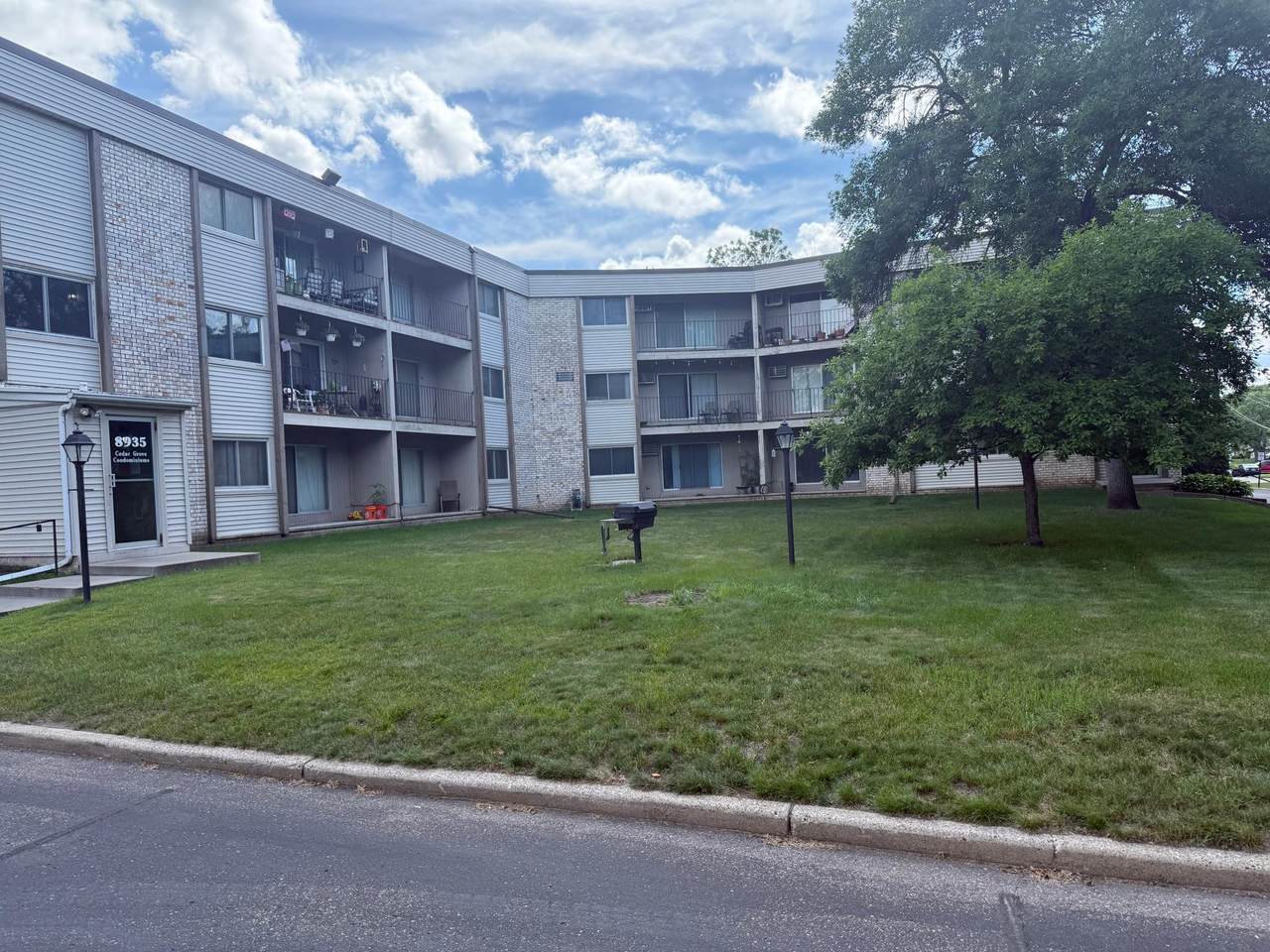 8935 Old Cedar Avenue - Photo 1