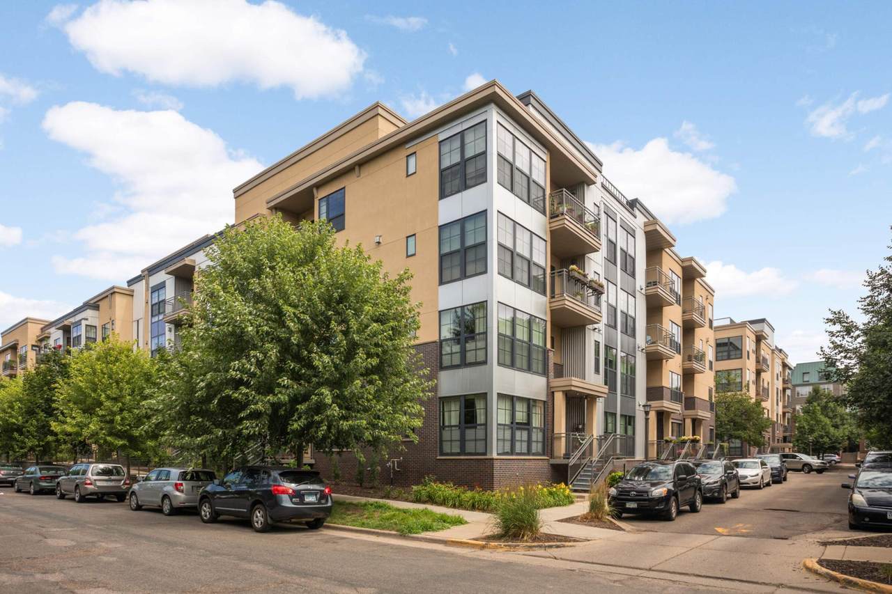 820 Emerald Street - Photo 1