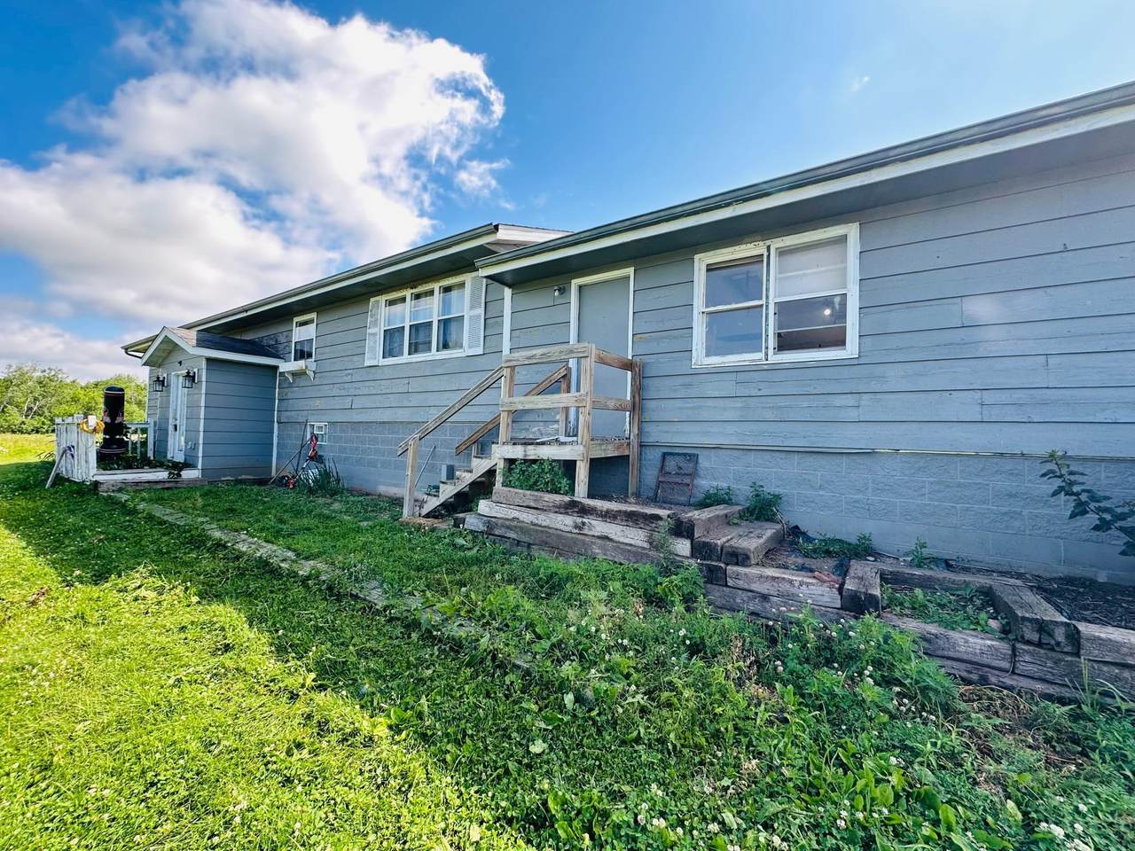 1818 Sherwood Street - Photo 1