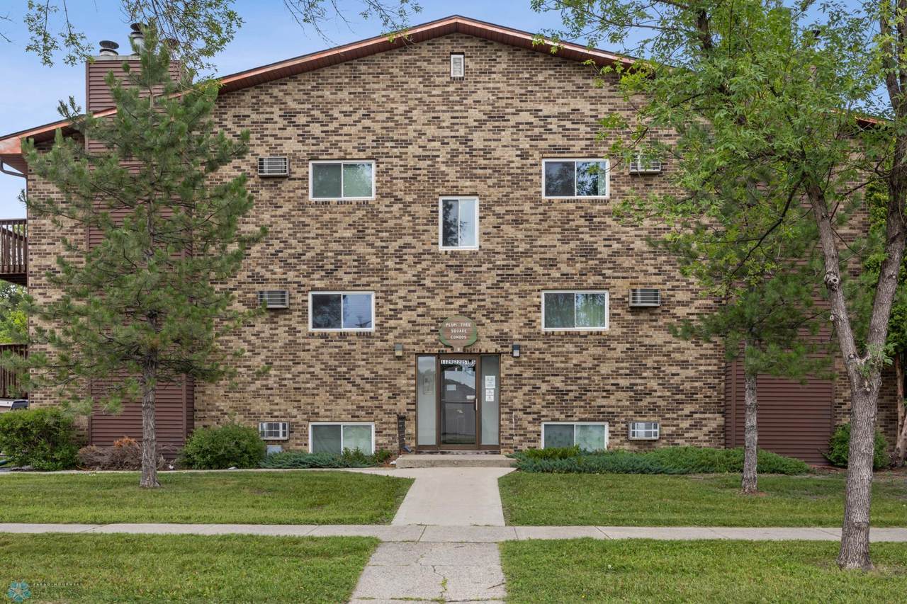 1129 22nd Street - Photo 1