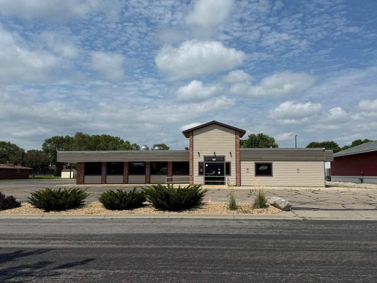 1501 College Drive - Photo 1