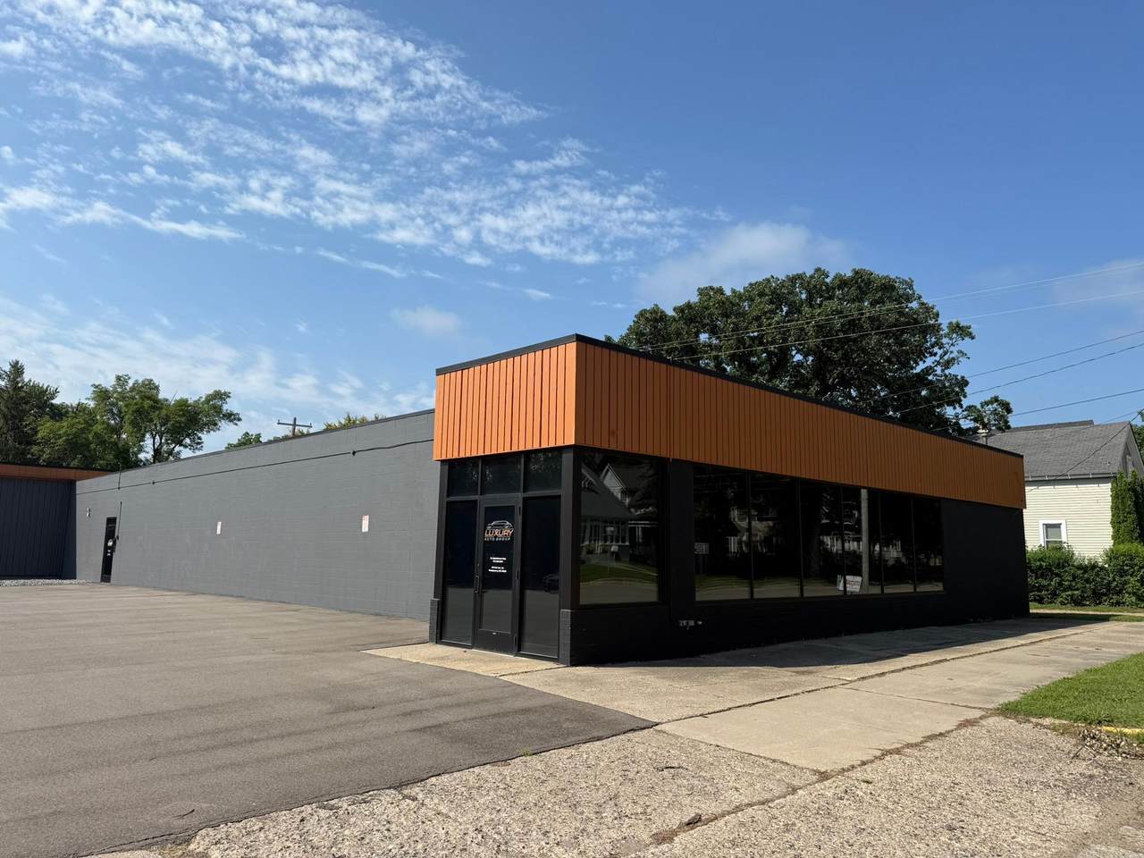104 Oak Avenue - Photo 1