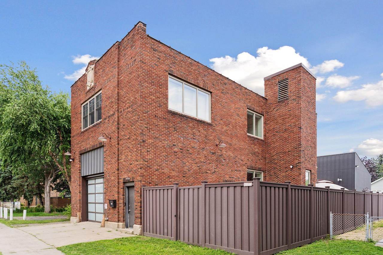 1290 Snelling Avenue - Photo 1