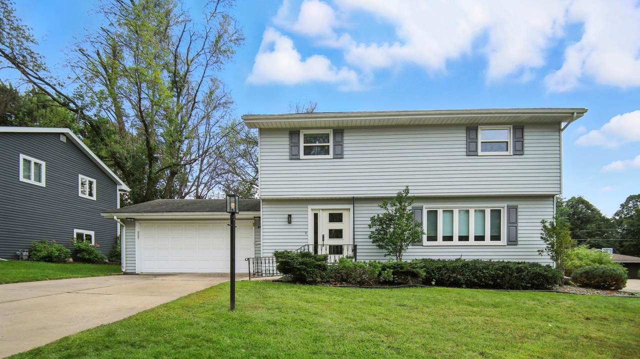 2207 5th Avenue - Photo 1