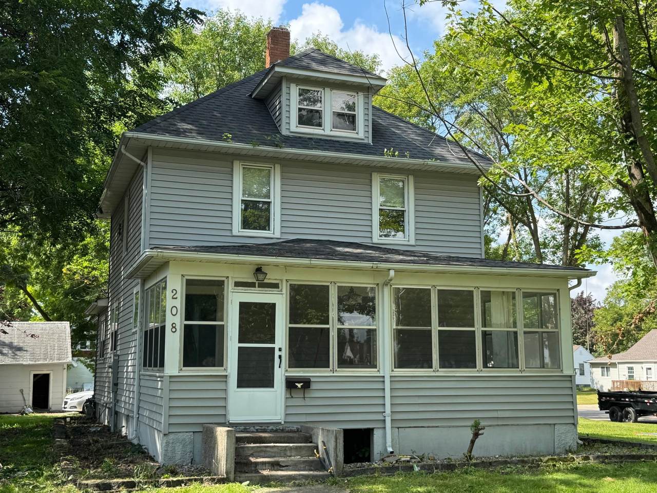 208 7th Street - Photo 1