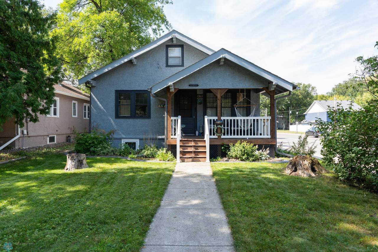 1301 10th Street - Photo 1