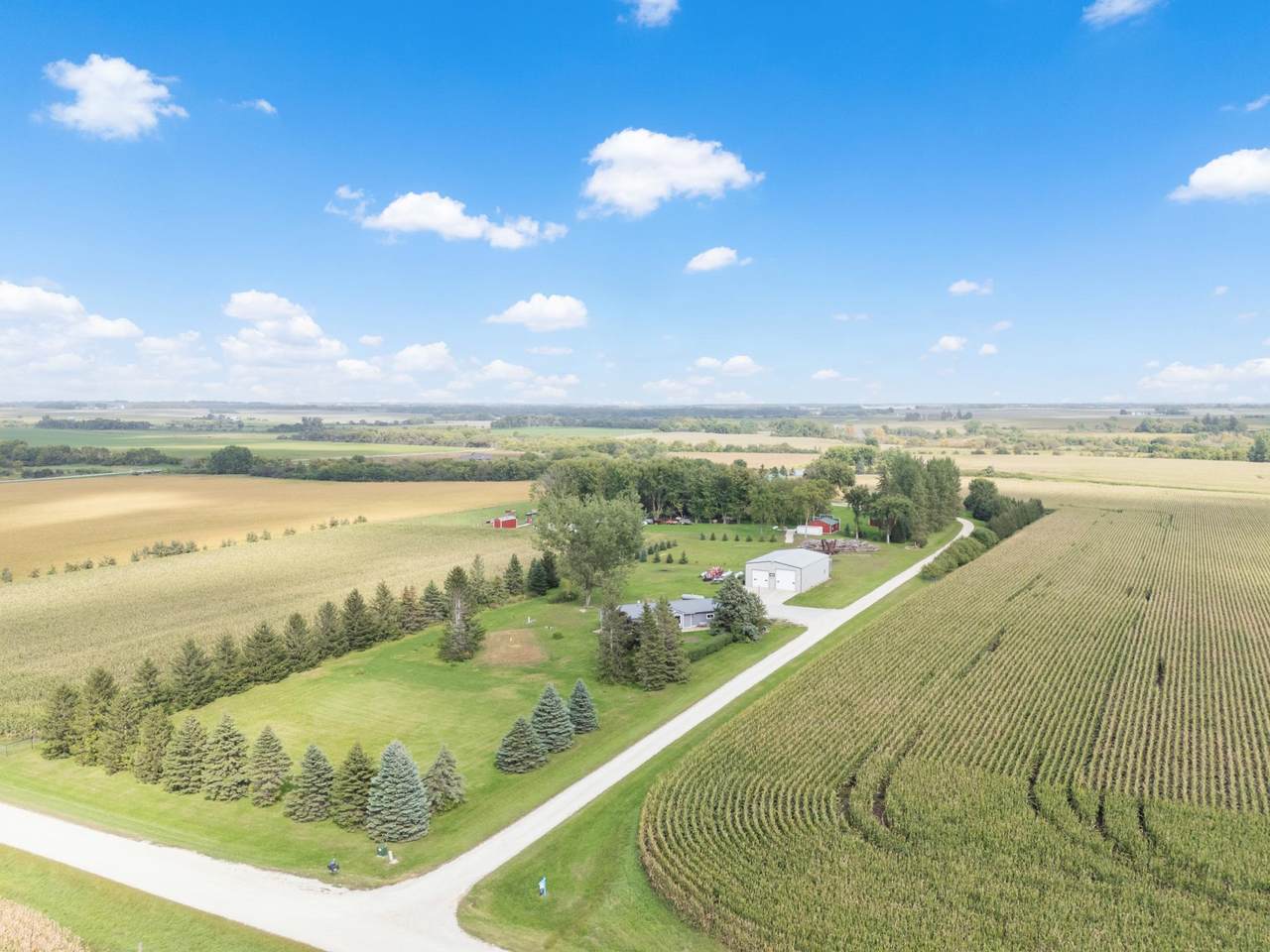 69378 230th Avenue - Photo 1