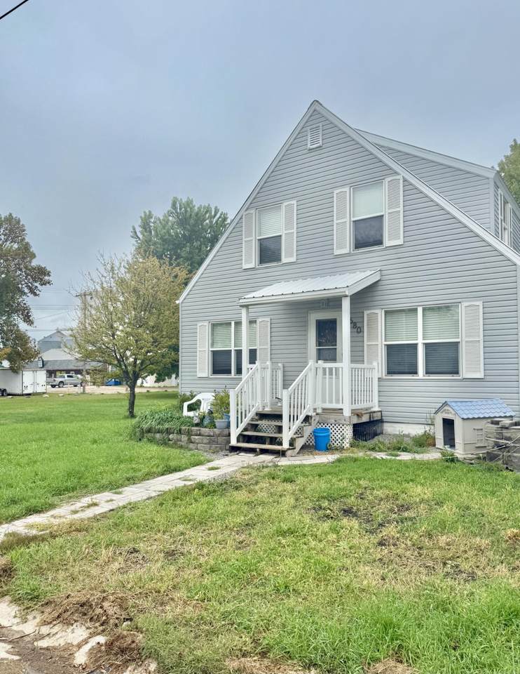 680 1st Street - Photo 1