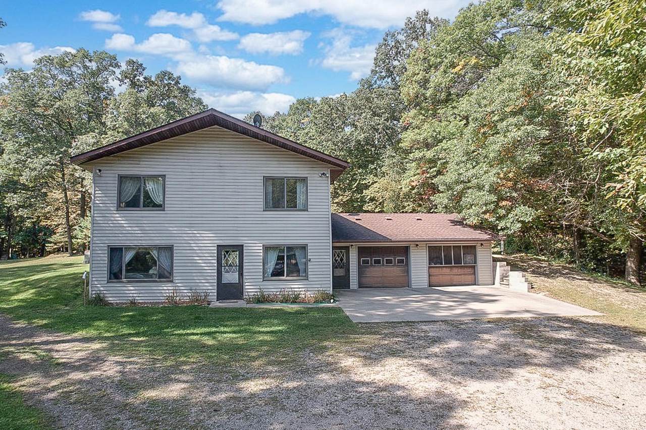 17963 27th Avenue - Photo 1