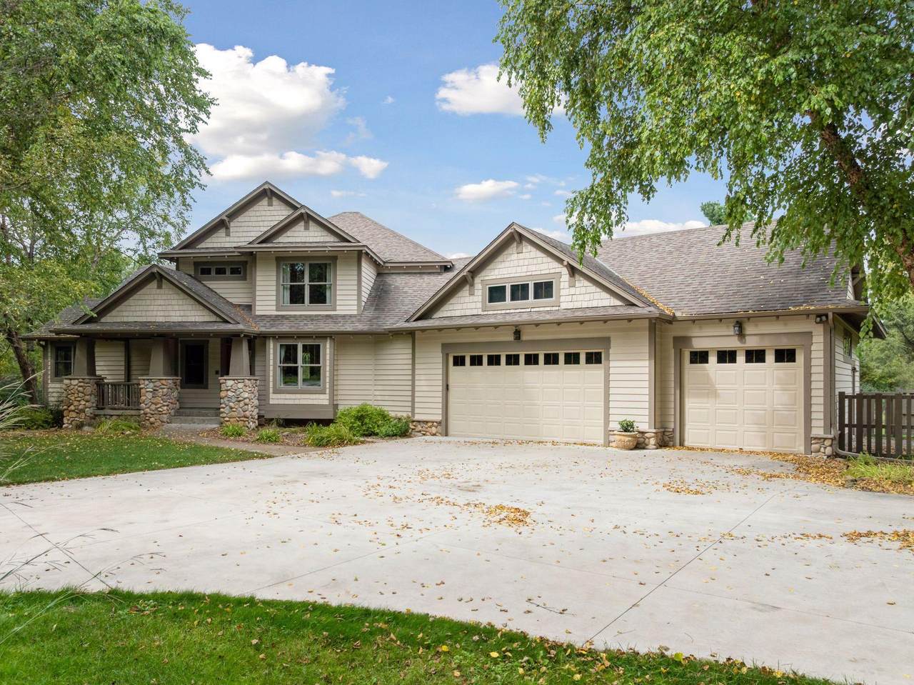 14810 42nd Street - Photo 1