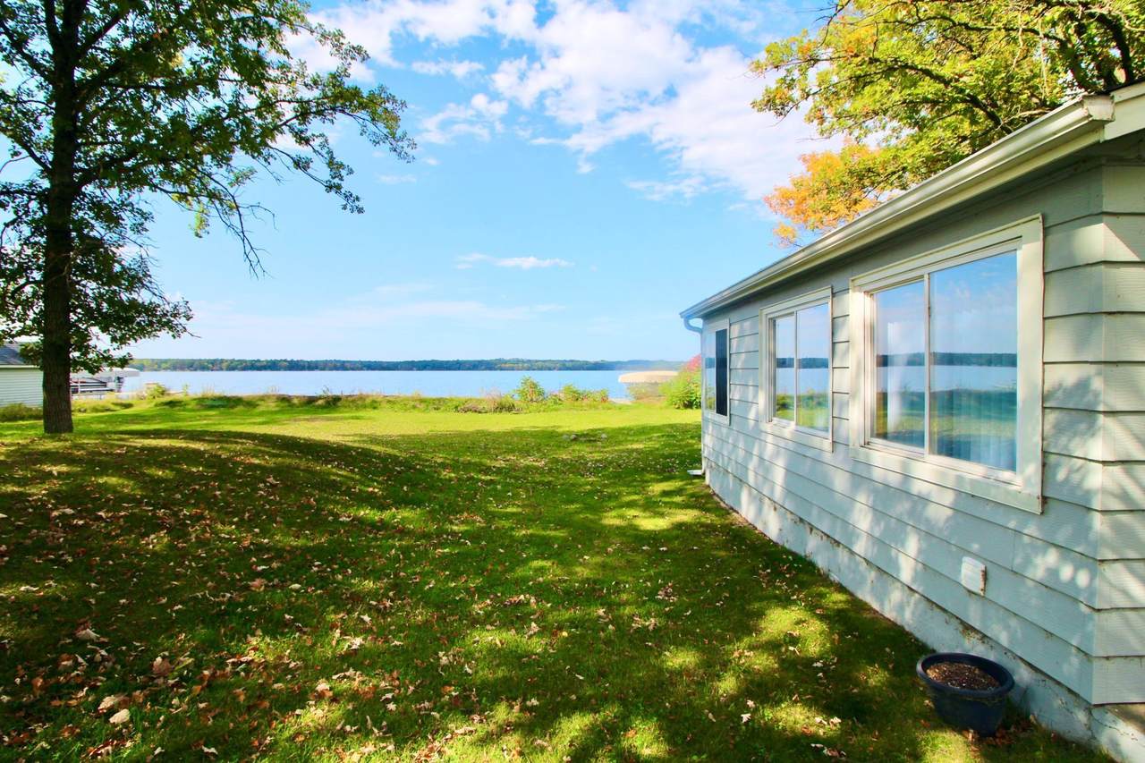 4059 Forseman Point Drive - Photo 1