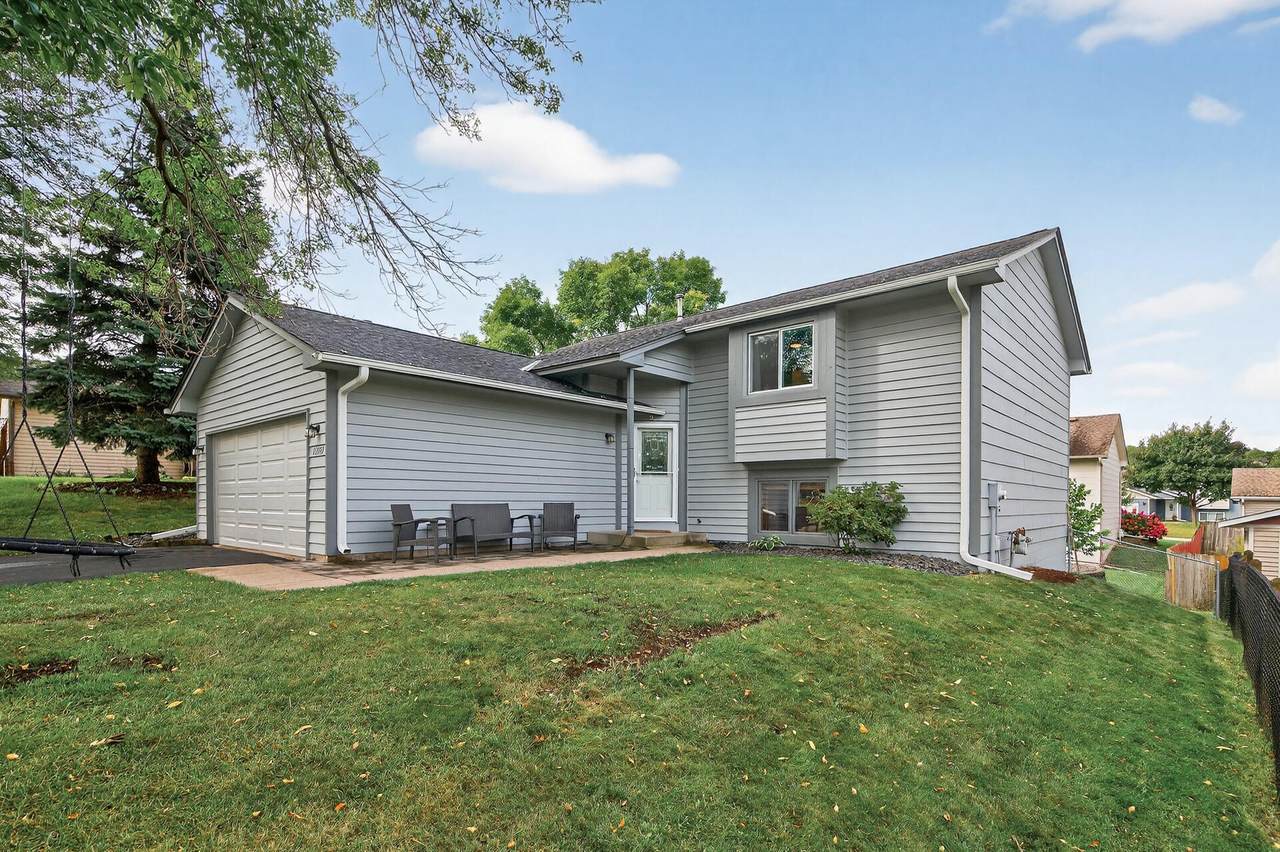 16553 Jersey Avenue - Photo 1