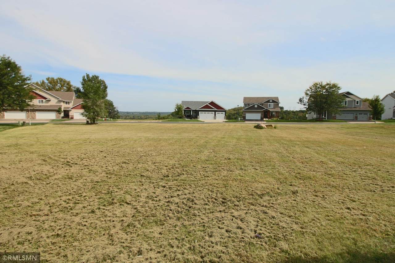 2452 Rushmore Road - Photo 1