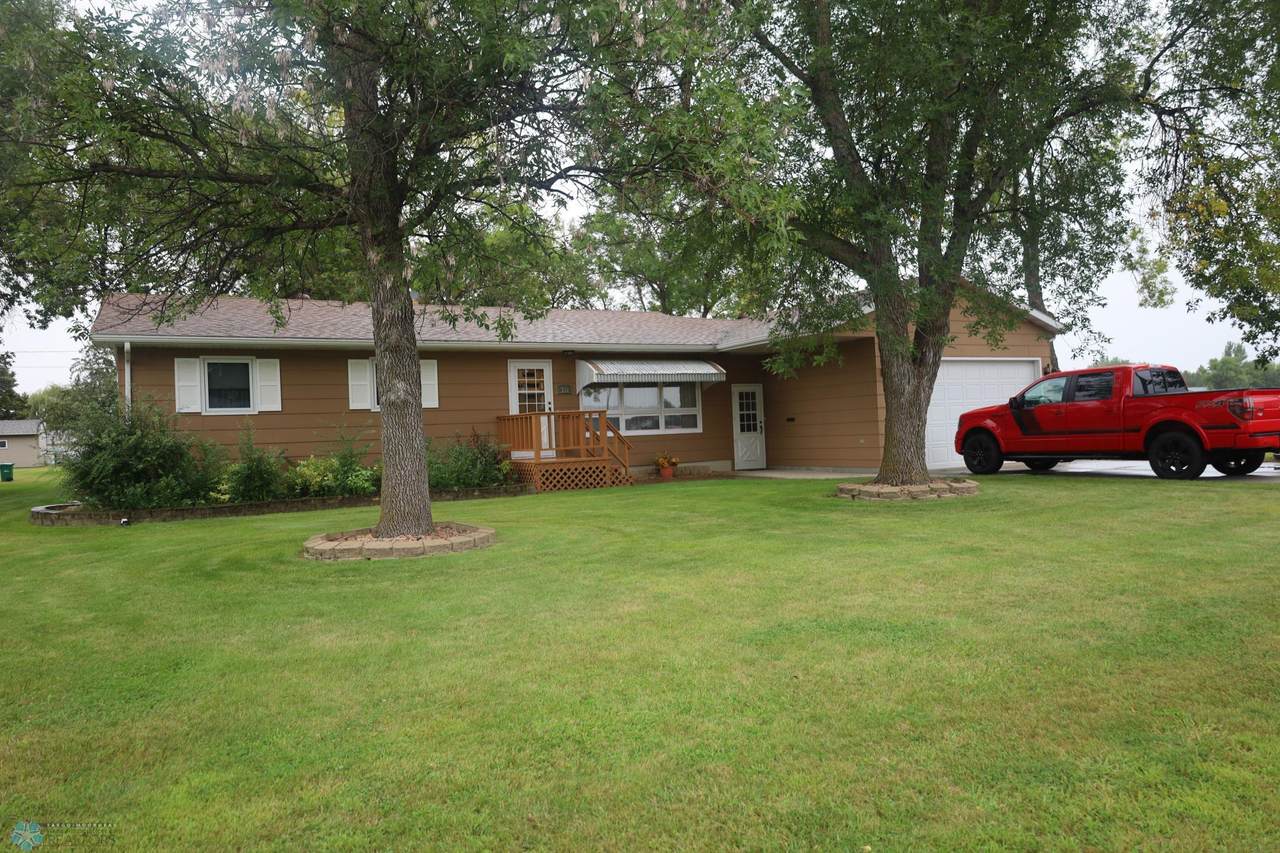 738 6th Street - Photo 1