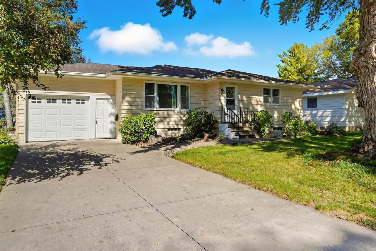 105 5th Street - Photo 1
