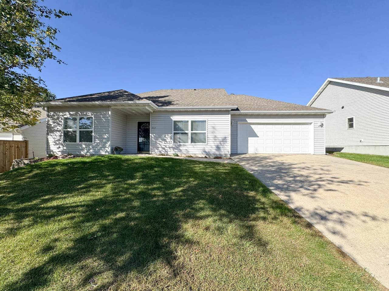 207 Lana Court - Photo 1