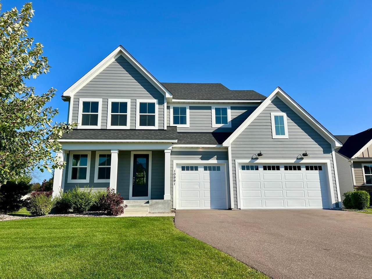 10991 23rd Street - Photo 1