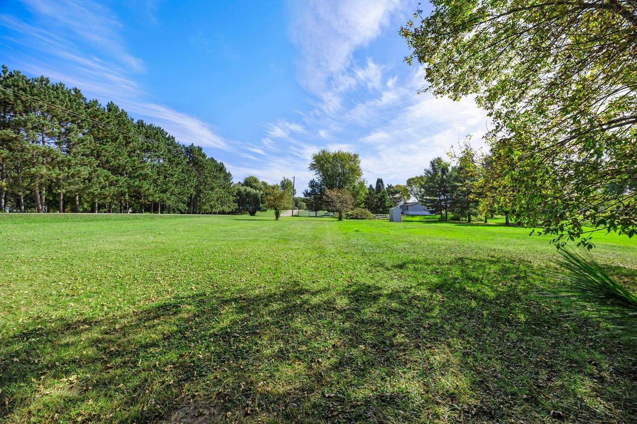 5234 Royal Woods Road - Photo 1