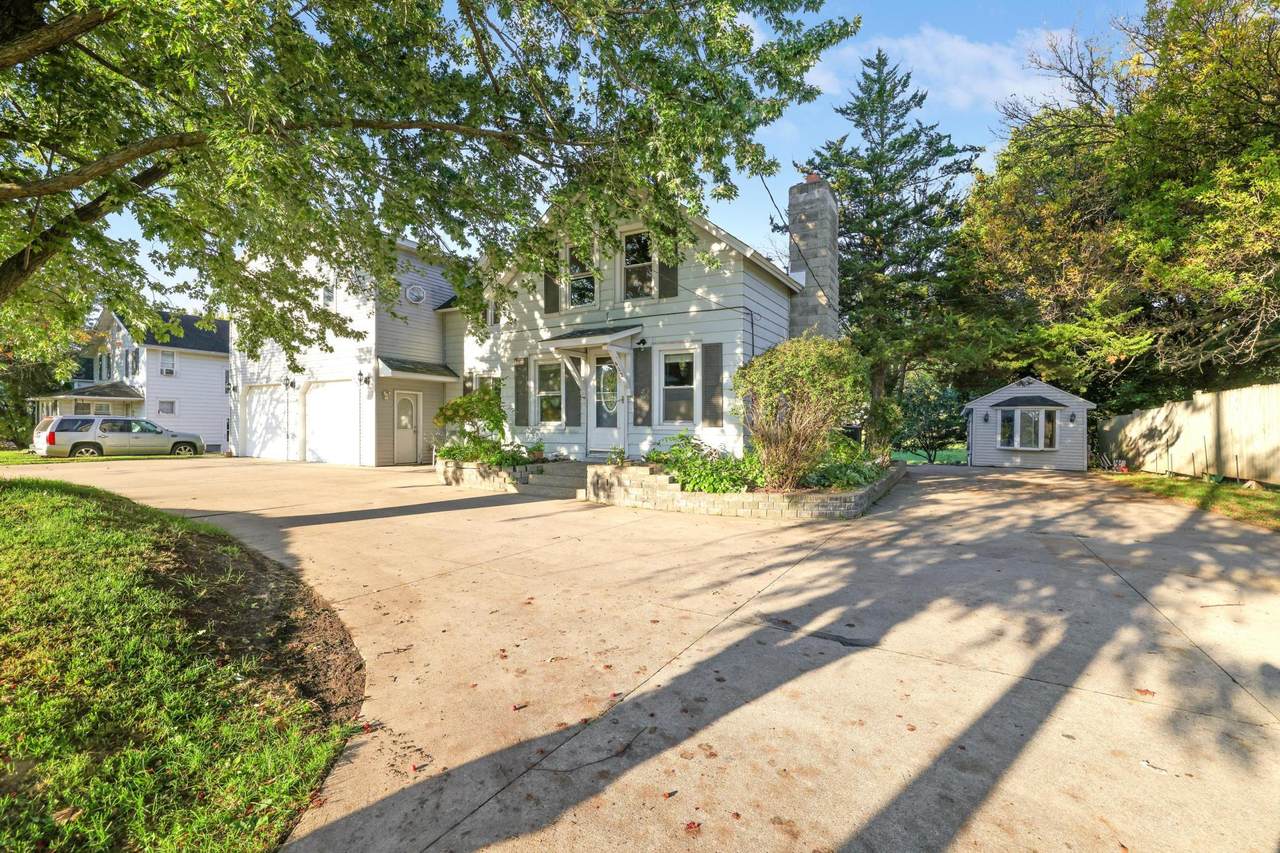 412 Prairie Avenue - Photo 1