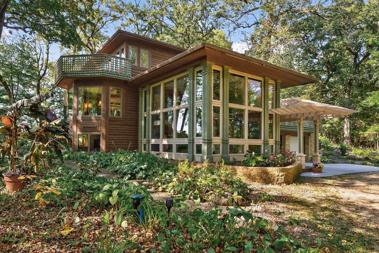 8180 Saint Croix Trail - Photo 1