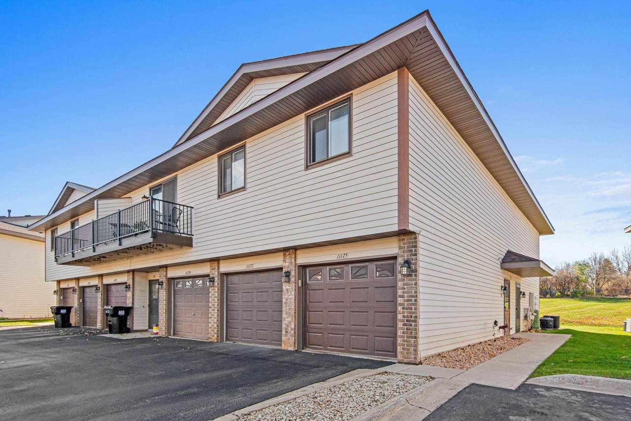 11177 Edgewood Circle - Photo 1