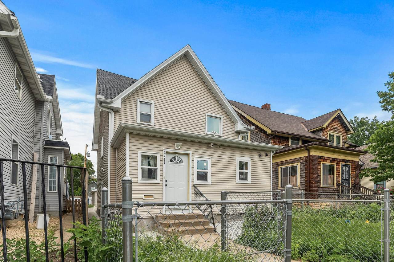 2711 14th Avenue - Photo 1