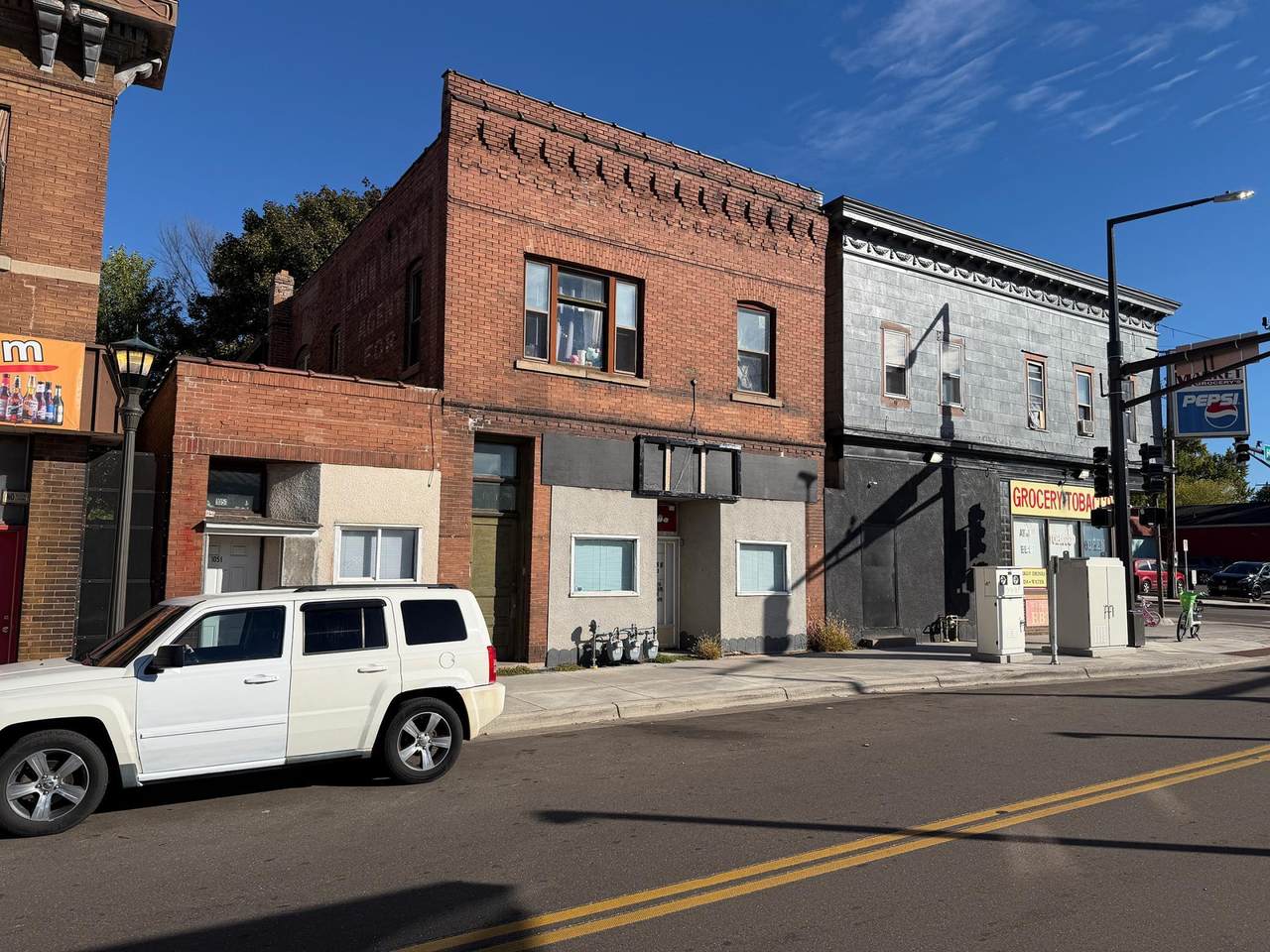 365 Earl Street - Photo 1
