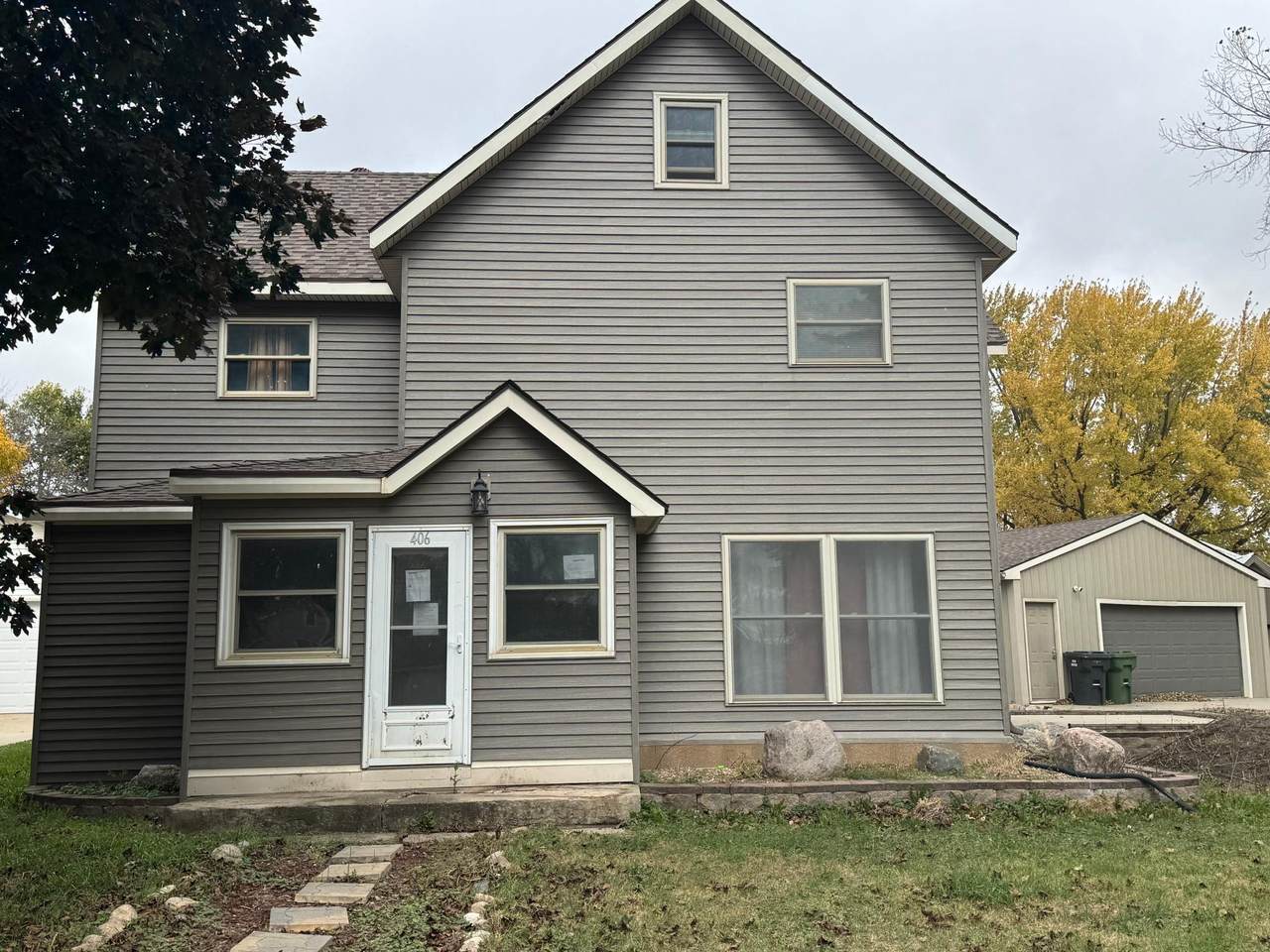 406 4th Street - Photo 1