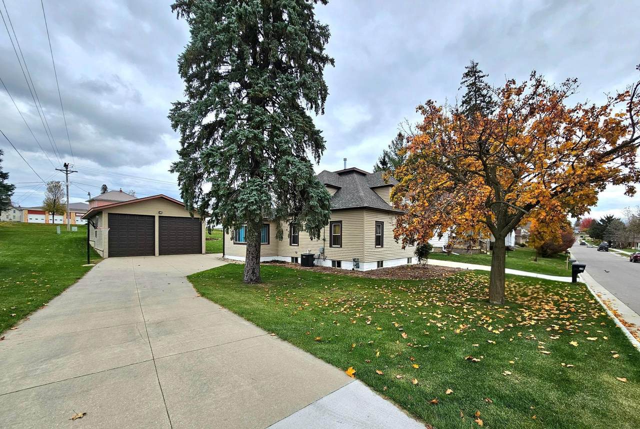 170 1st Street - Photo 1