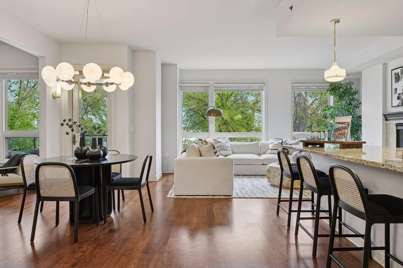 4201 Sunset Drive - Photo 1