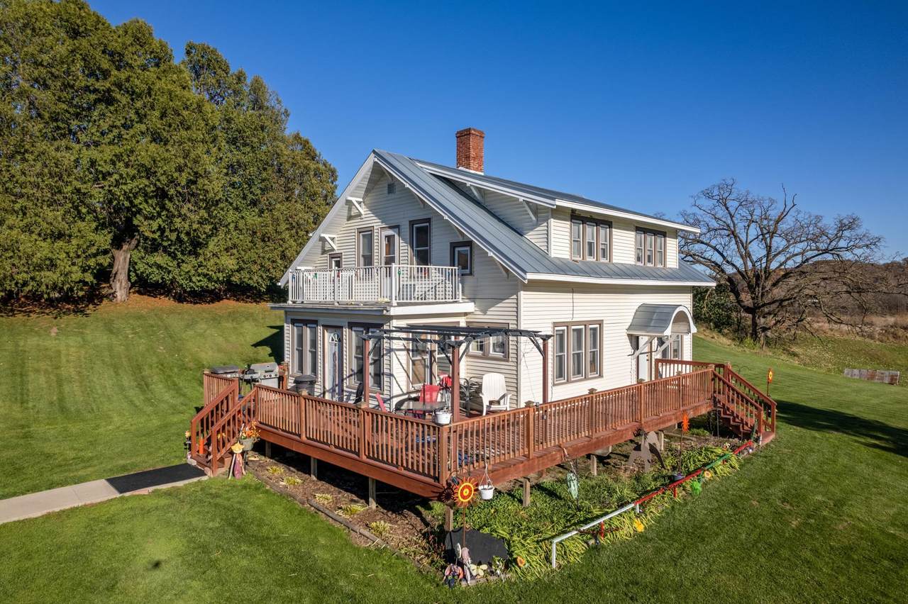 N23764 Wayside Lane - Photo 1