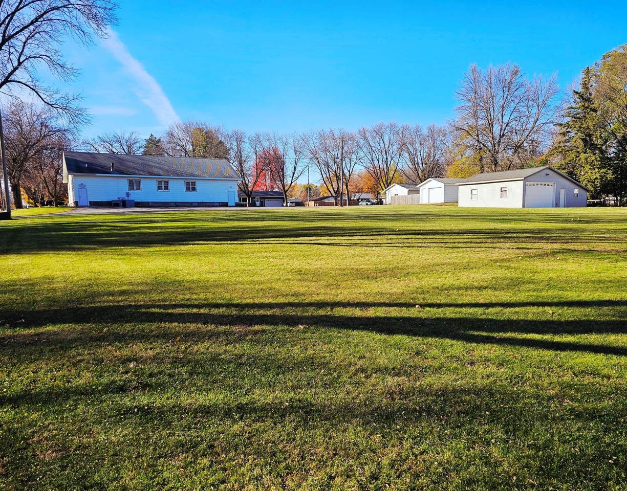 421 13th Street - Photo 1