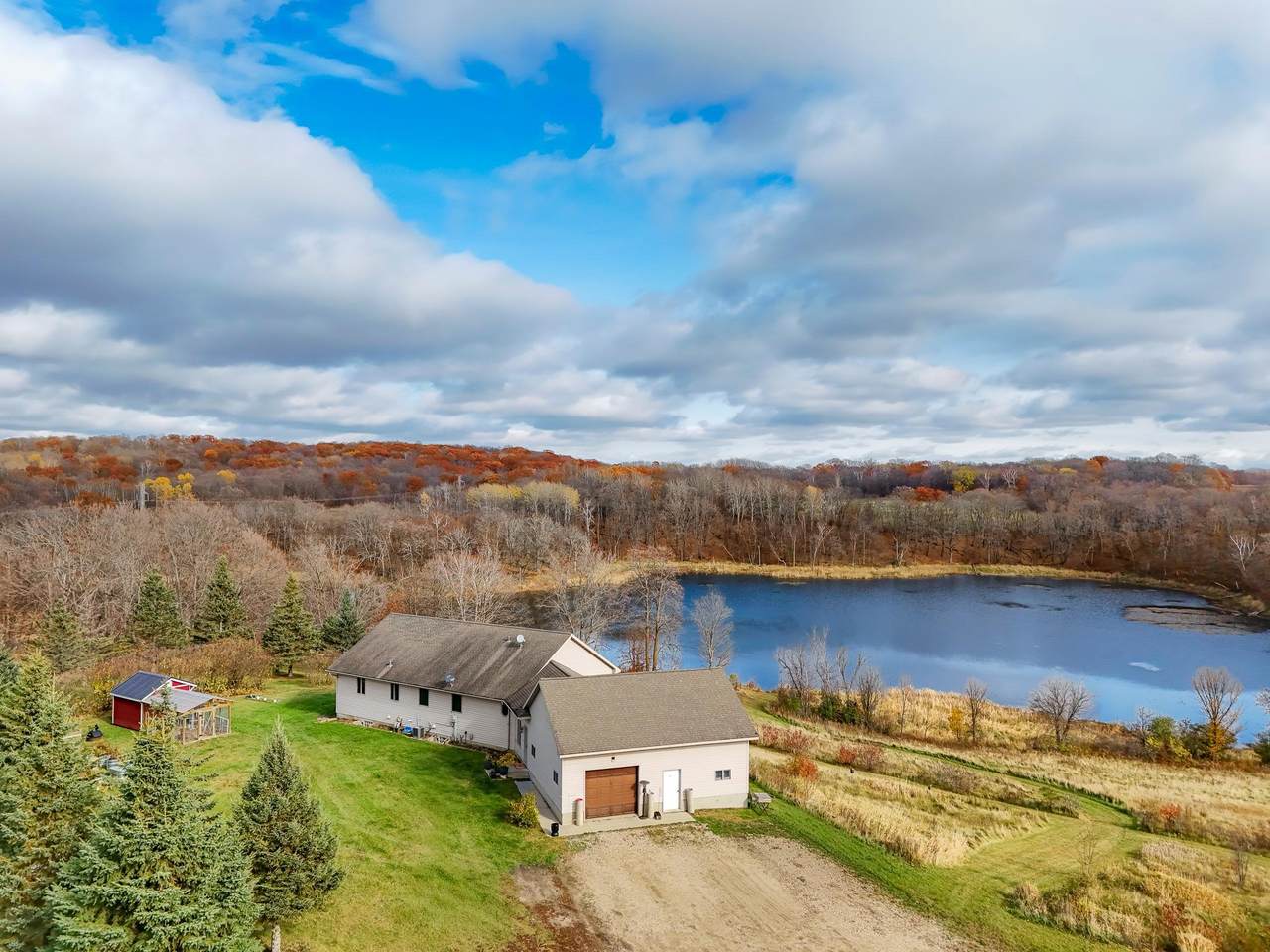 49236 245th Ave - Photo 1