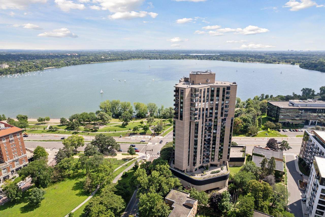 2950 Dean Parkway - Photo 1