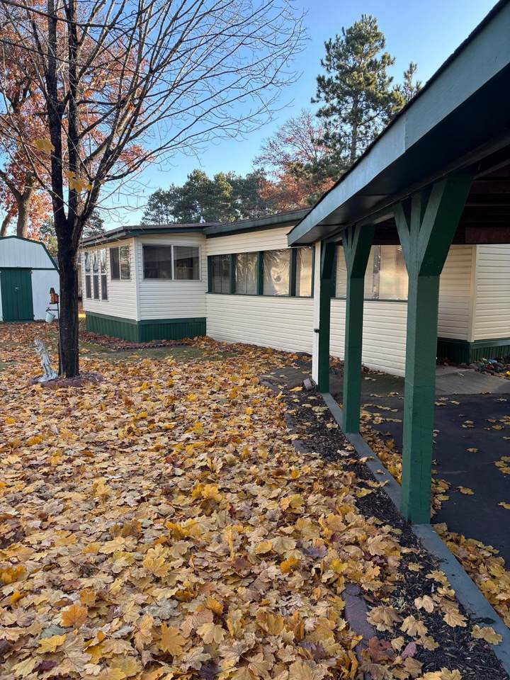 2130 White Pine Drive - Photo 1